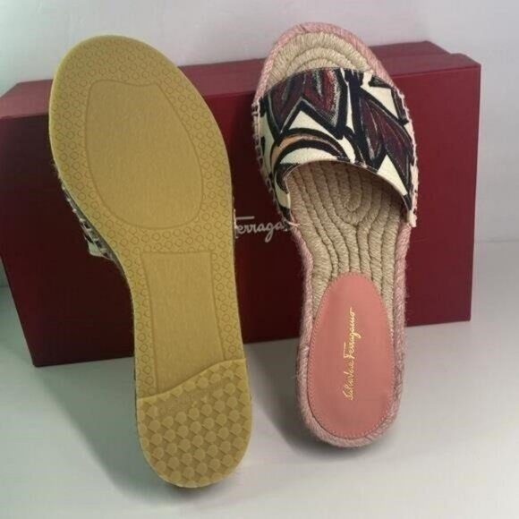 New Authentic FERRAGAMO Cabrera Espadrille Slide Sandal (Women) - Picture 4 of 13